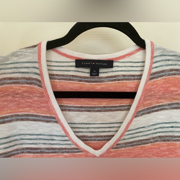 Tommy Hilfiger lightweight cotton sweater, size Medium - Picture 3 of 6